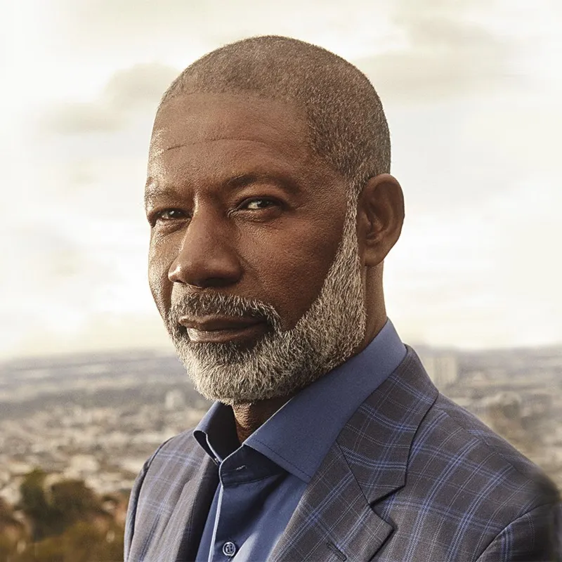 Nghệ sĩ Dennis Haysbert