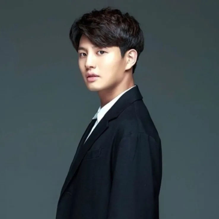 Nghệ sĩ Lee Seung Wook