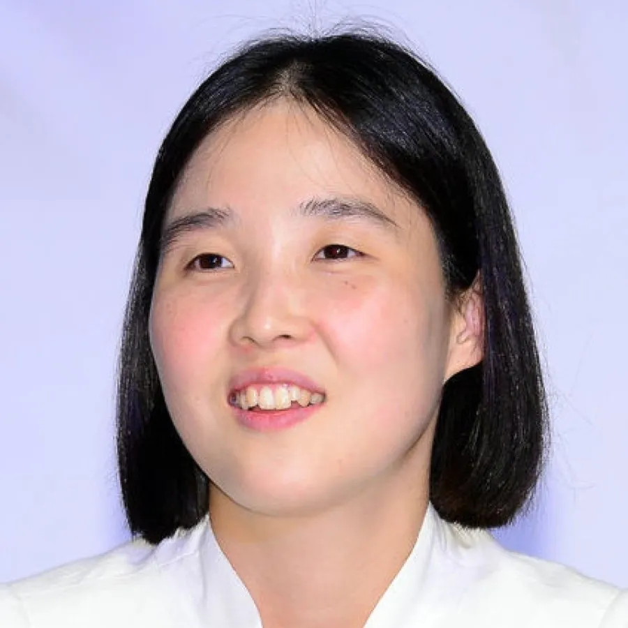 Nghệ sĩ Lee Eun Jin