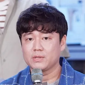 Nghệ sĩ Shim Jae Hyun