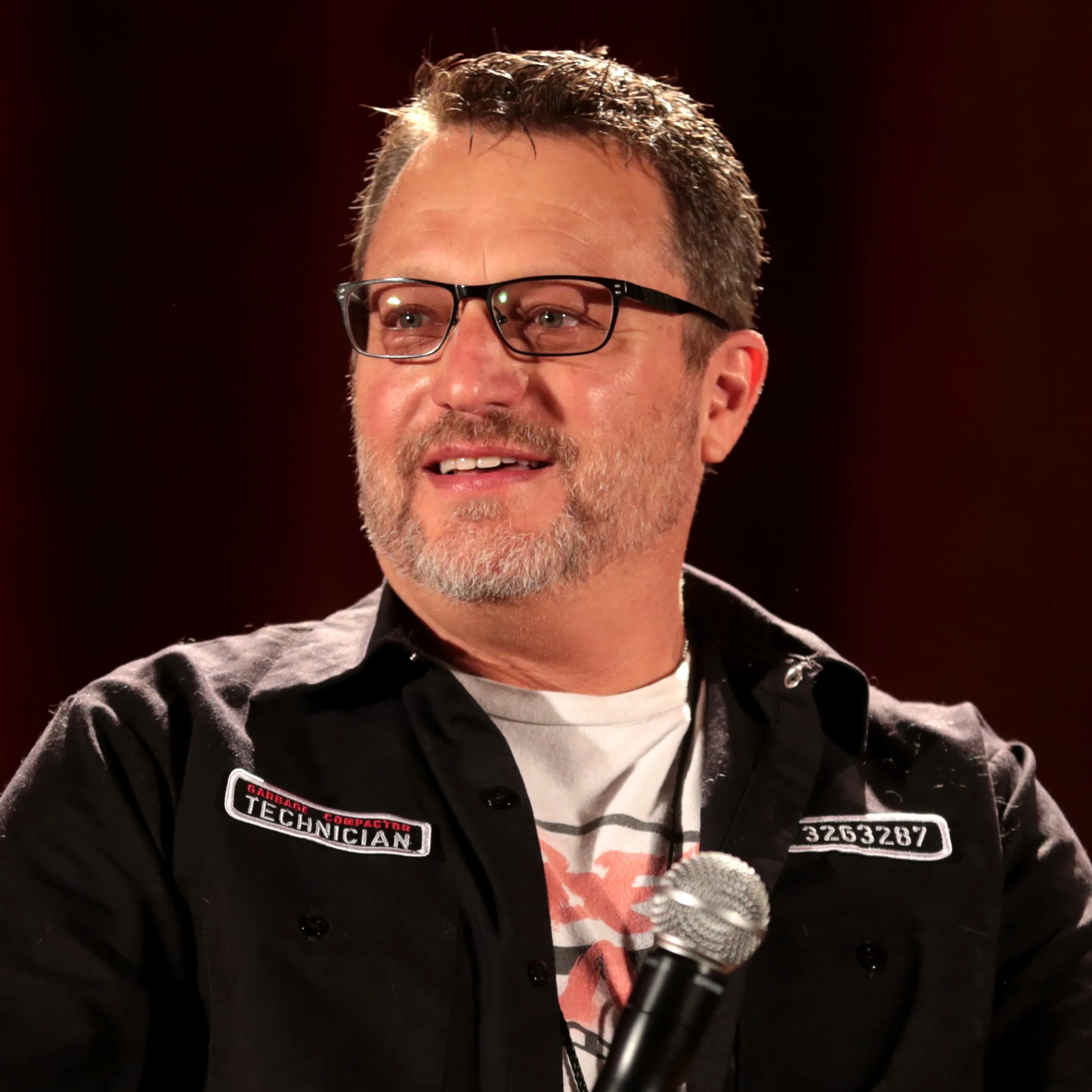 Nghệ sĩ Steven Blum