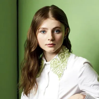 Nghệ sĩ Thomasin McKenzie