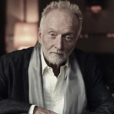 Nghệ sĩ Tobin Bell