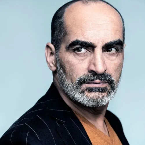 Nghệ sĩ Navid Negahban