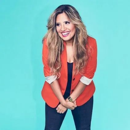 Nghệ sĩ Cristela Alonzo