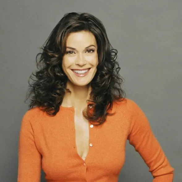 Nghệ sĩ Teri Hatcher