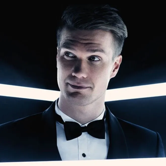 Nghệ sĩ Joonas Suotamo