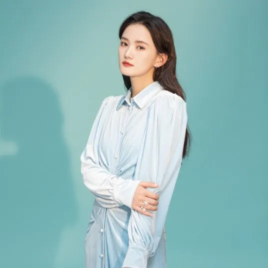 Nghệ sĩ Hinh Tử