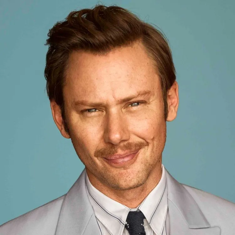 Nghệ sĩ Jimmi Simpson