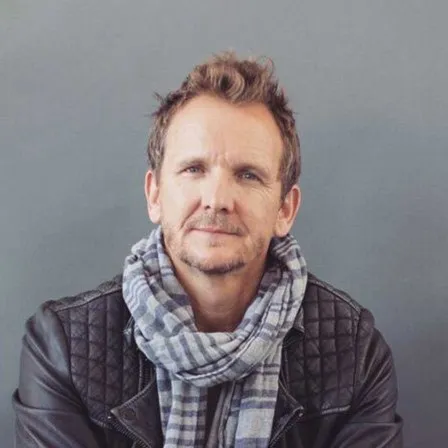 Nghệ sĩ Sebastian Roché