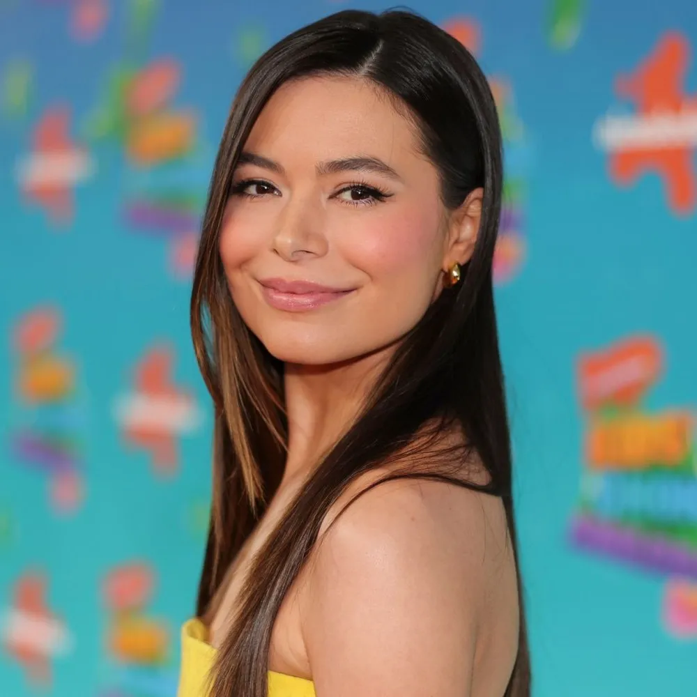 Nghệ sĩ Miranda Cosgrove