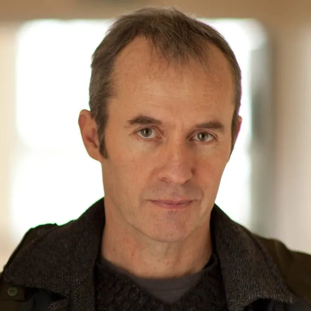 Nghệ sĩ Stephen Dillane