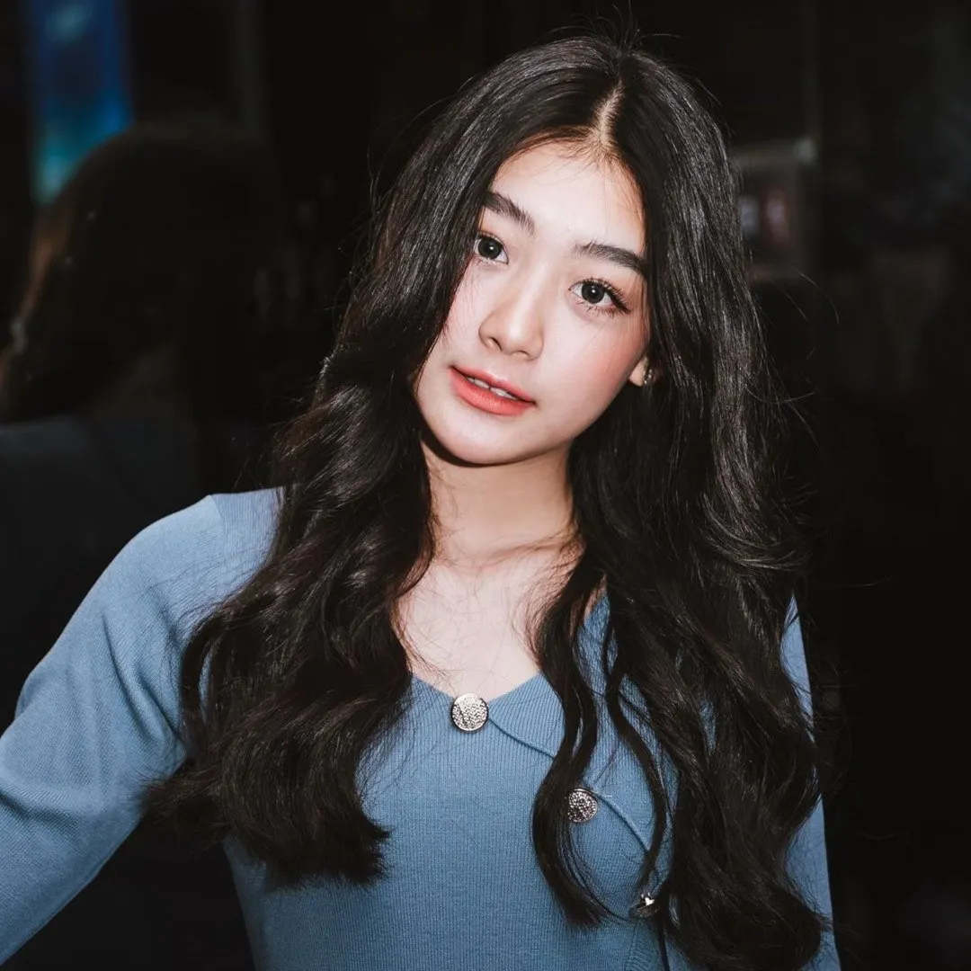 Nghệ sĩ Perth Veerinsara Tangkitsuvanich