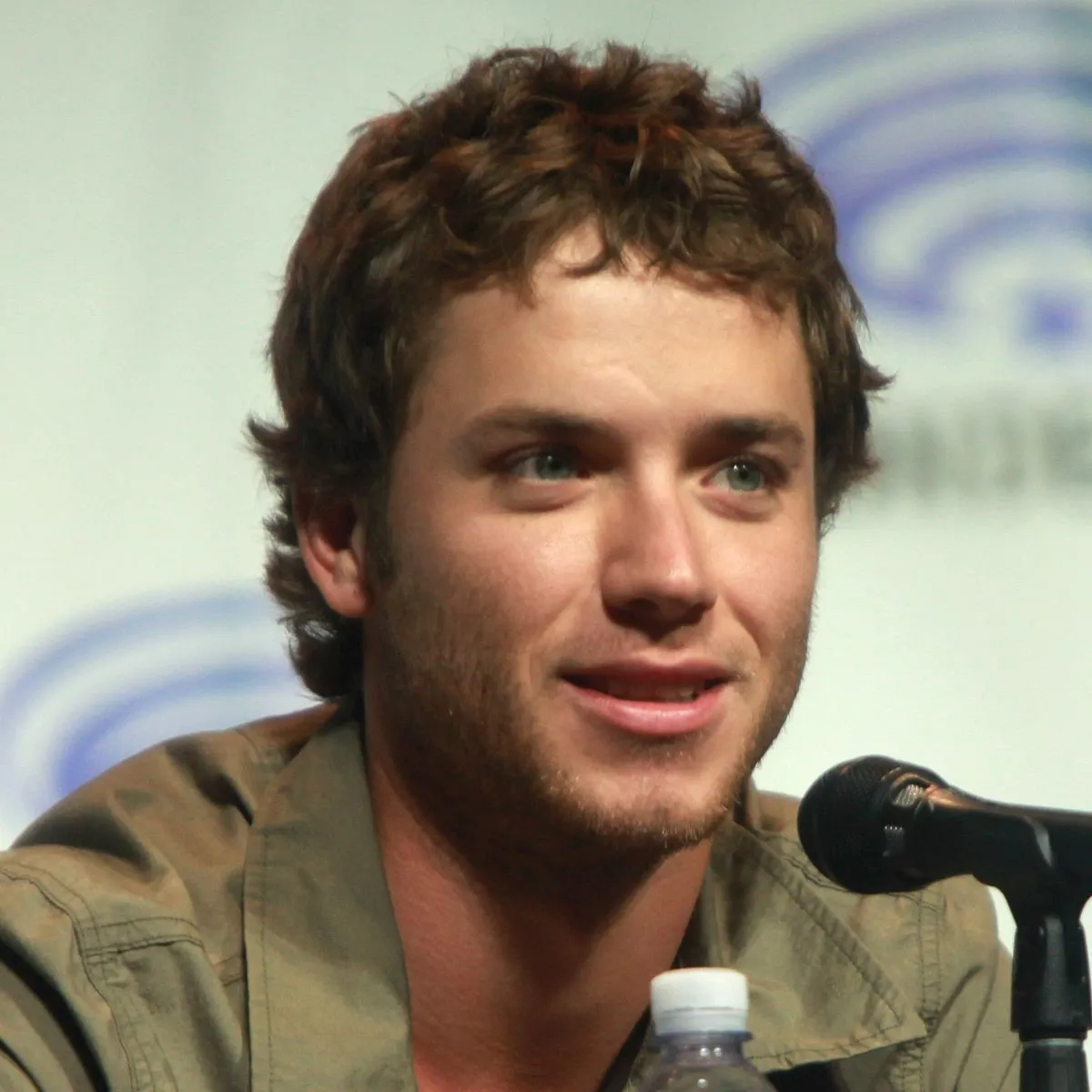 Nghệ sĩ Jeremy Sumpter