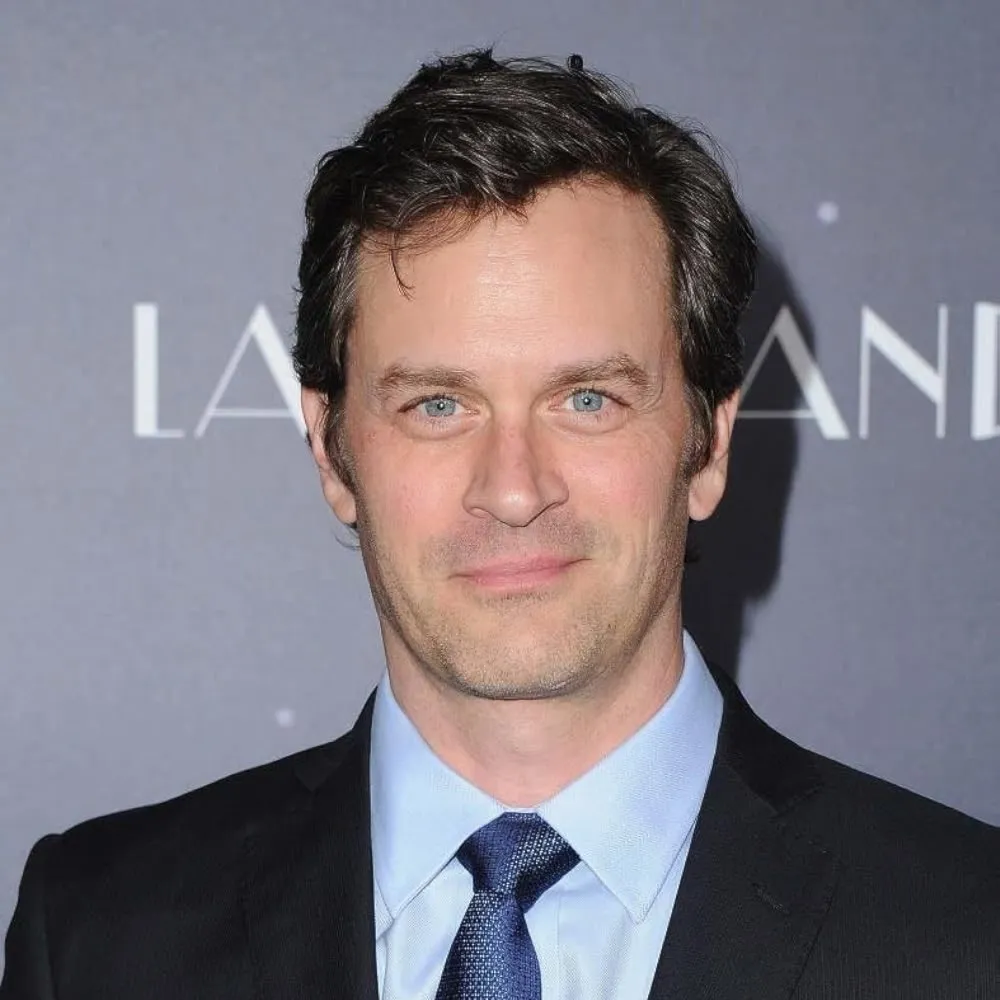 Nghệ sĩ Tom Everett Scott