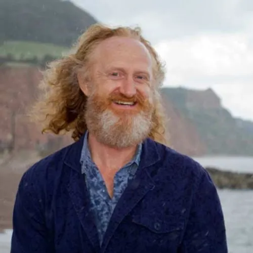 Nghệ sĩ Murray McArthur