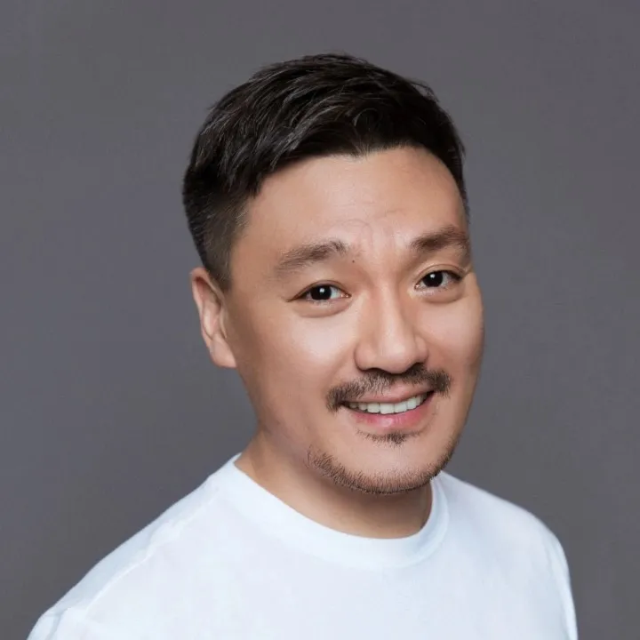 Nghệ sĩ Phí Chấn Tường
