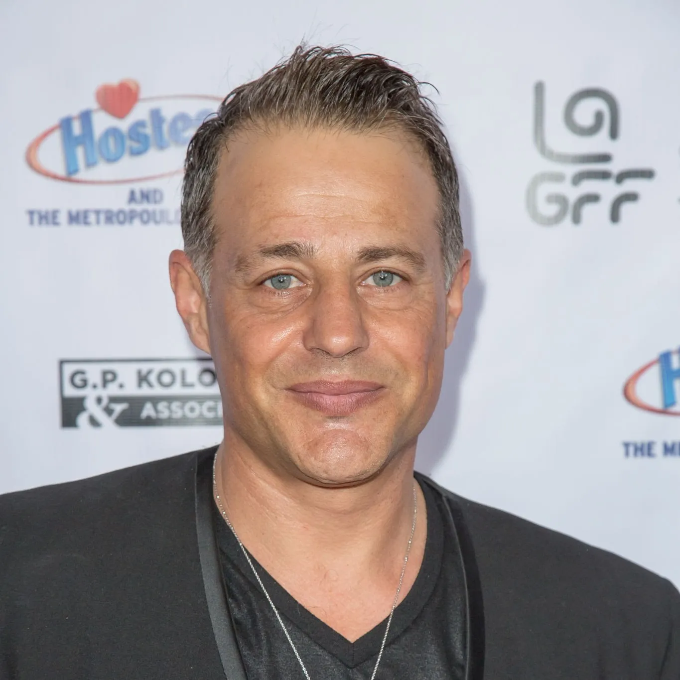 Nghệ sĩ Louis Mandylor