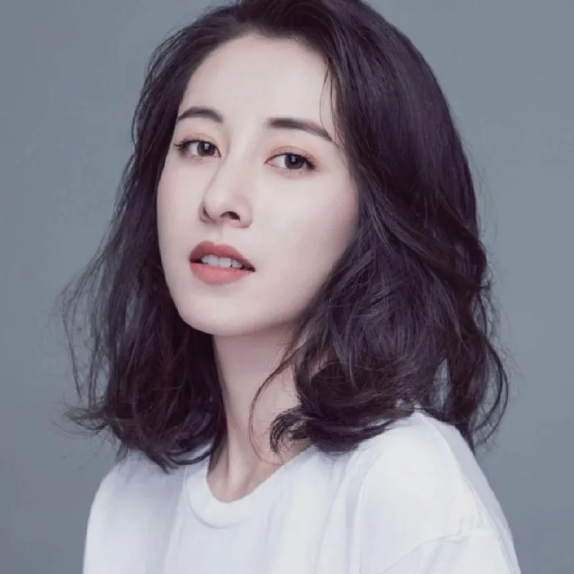 Nghệ sĩ Lạc Ngôn