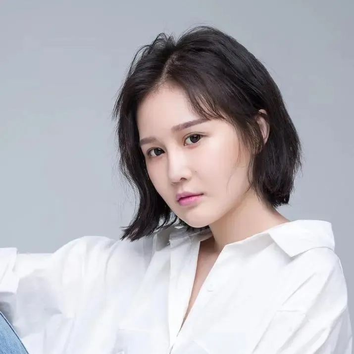 Nghệ sĩ Triệu Gia Huyên