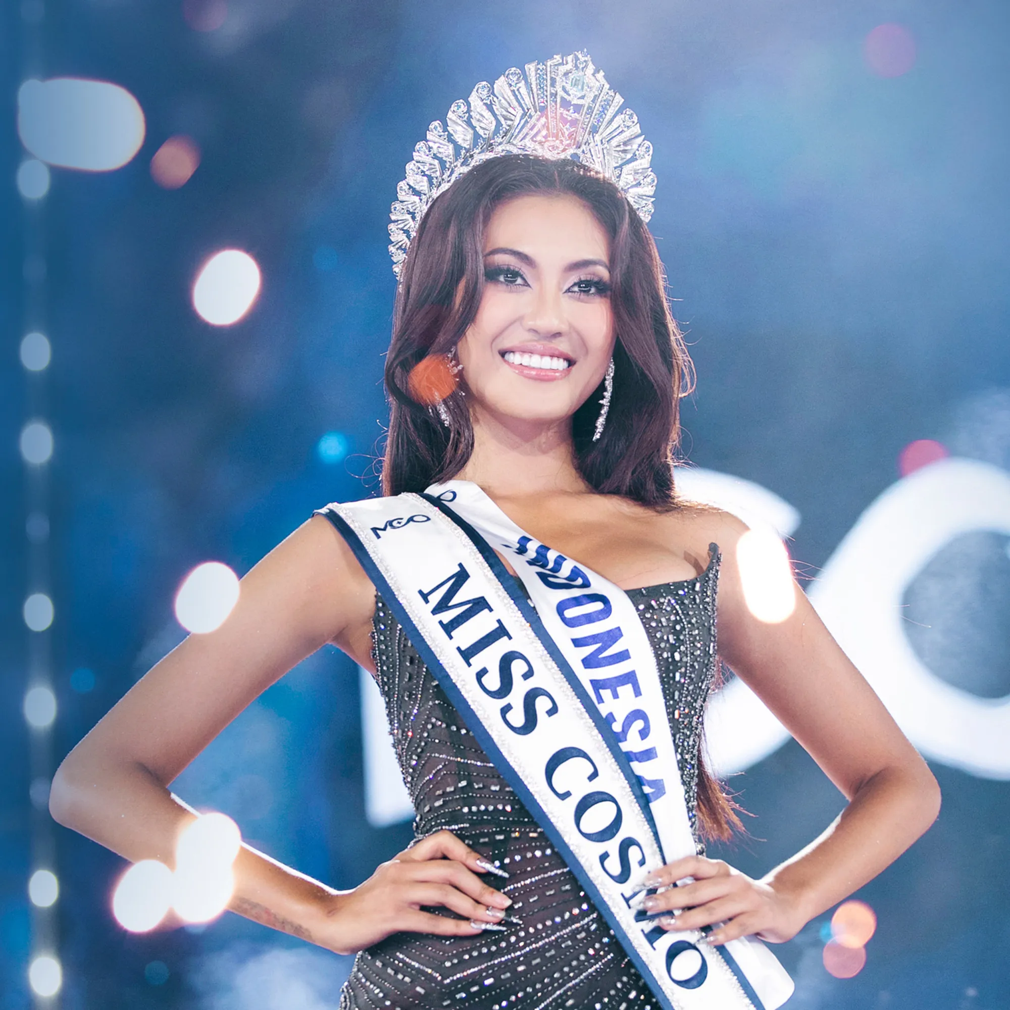 Nghệ sĩ Hoa Hậu Ketut Permata Juliastrid