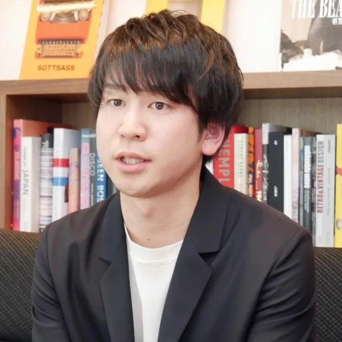 Nghệ sĩ Kazama Hiroki
