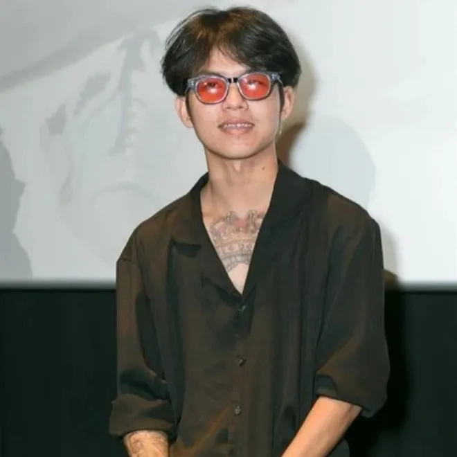 Nghệ sĩ Khương Vũ