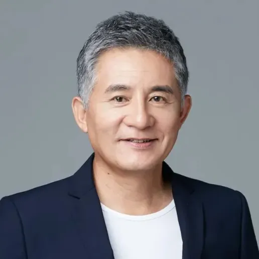 Nghệ sĩ Vương Tiểu Liệt