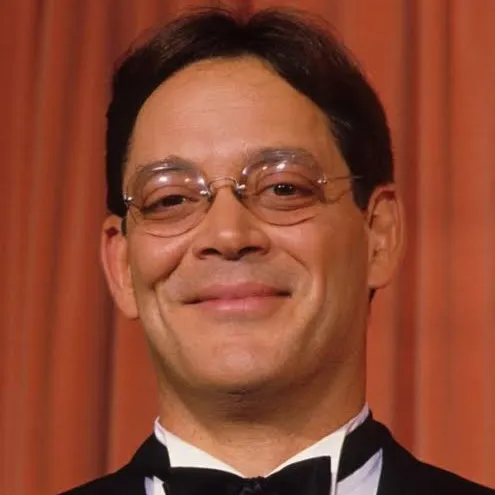 Nghệ sĩ Raul Julia
