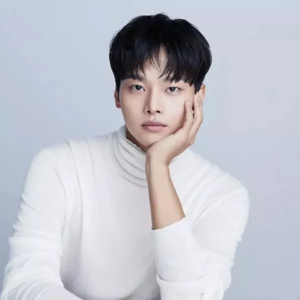 Nghệ sĩ Cha Hak Yeon