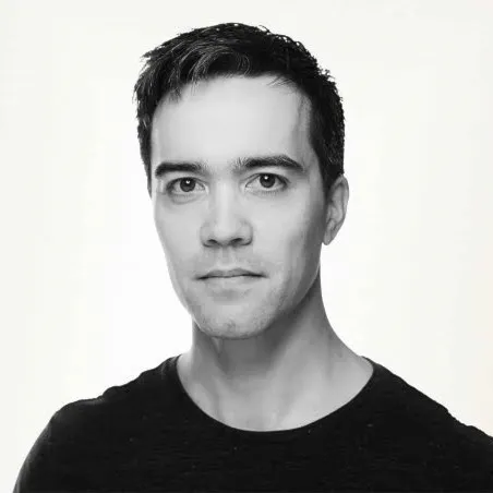 Nghệ sĩ Hermann Sabado