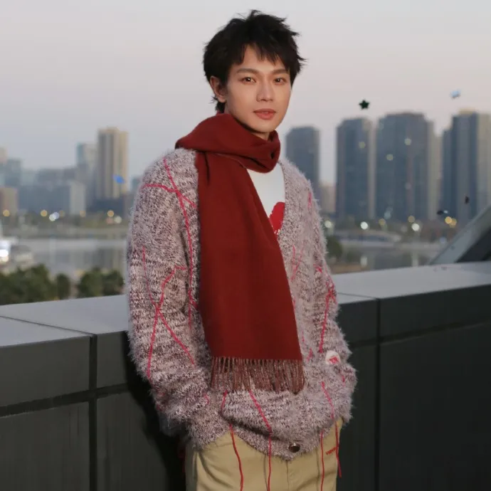 Nghệ sĩ Hoàng Hi Ngạn