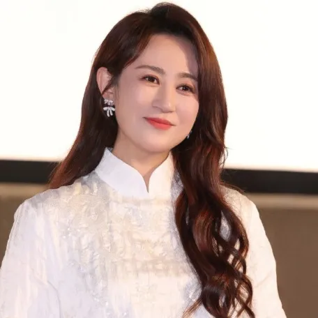Nghệ sĩ Mã Lệ