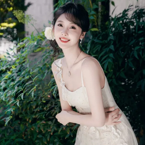 Nghệ sĩ Tuyên Lộ