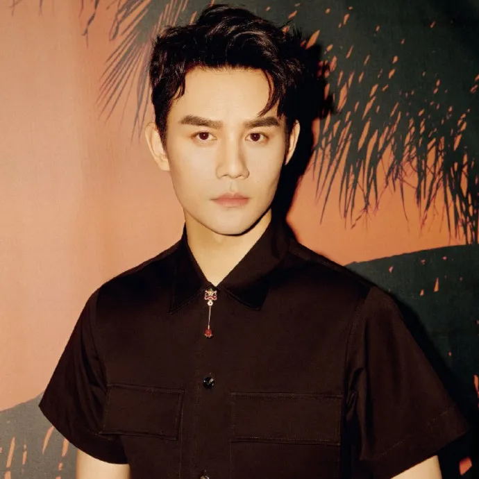 Nghệ sĩ Vương Khải