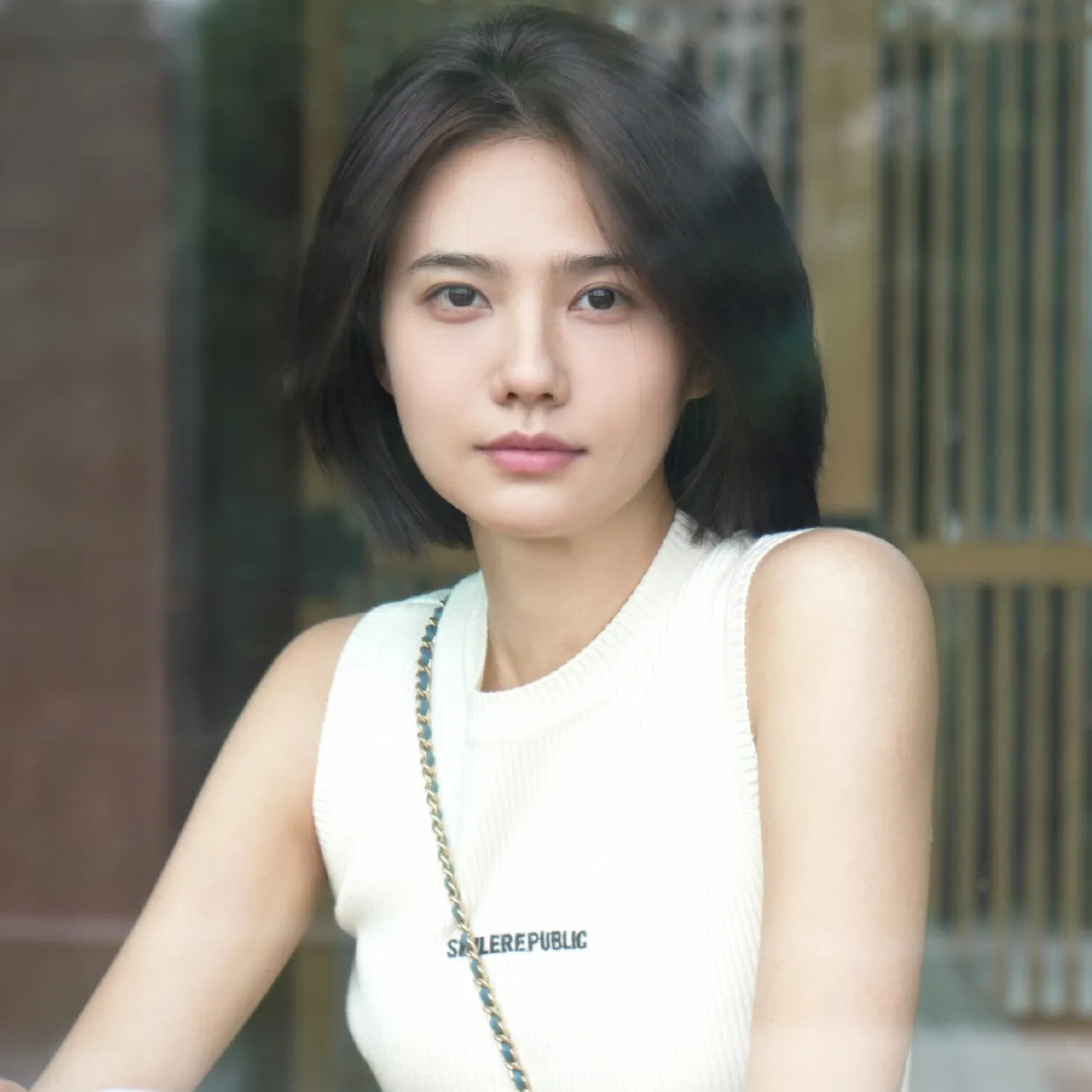 Nghệ sĩ Khương Bội Dao