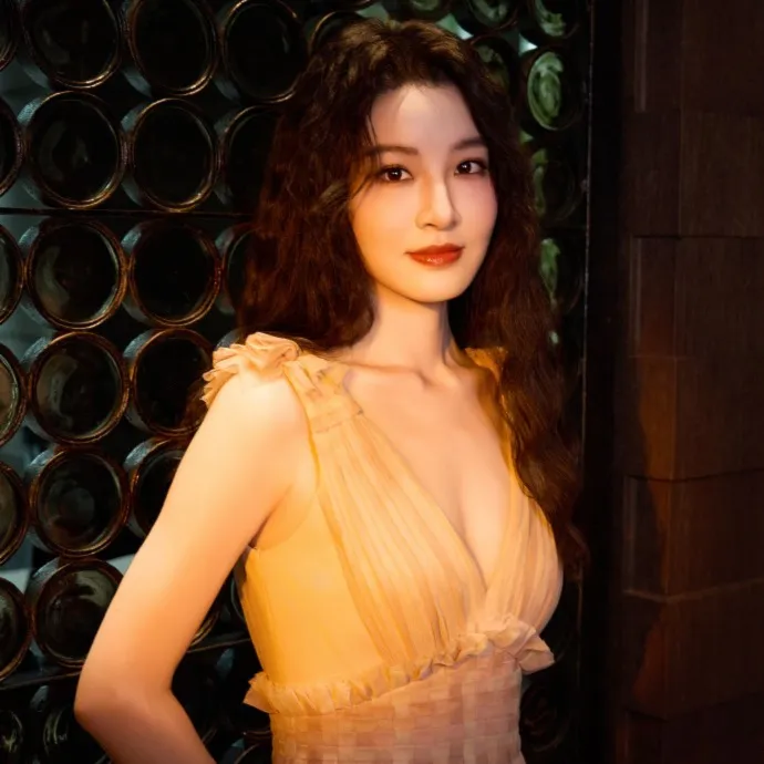 Nghệ sĩ Lương Tịnh Nhàn