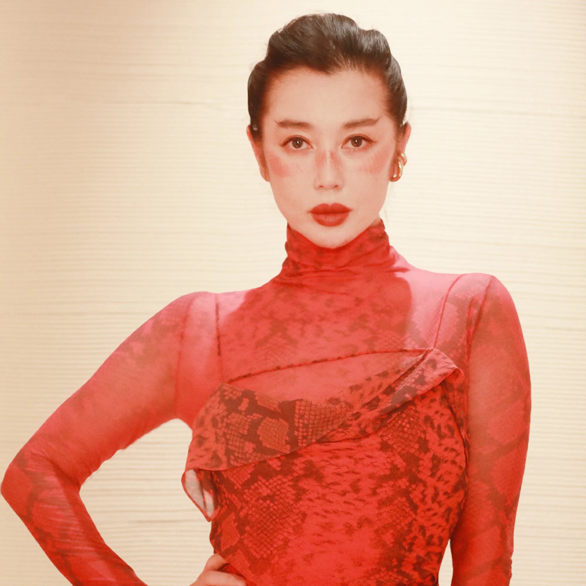 Nghệ sĩ Dư Nam