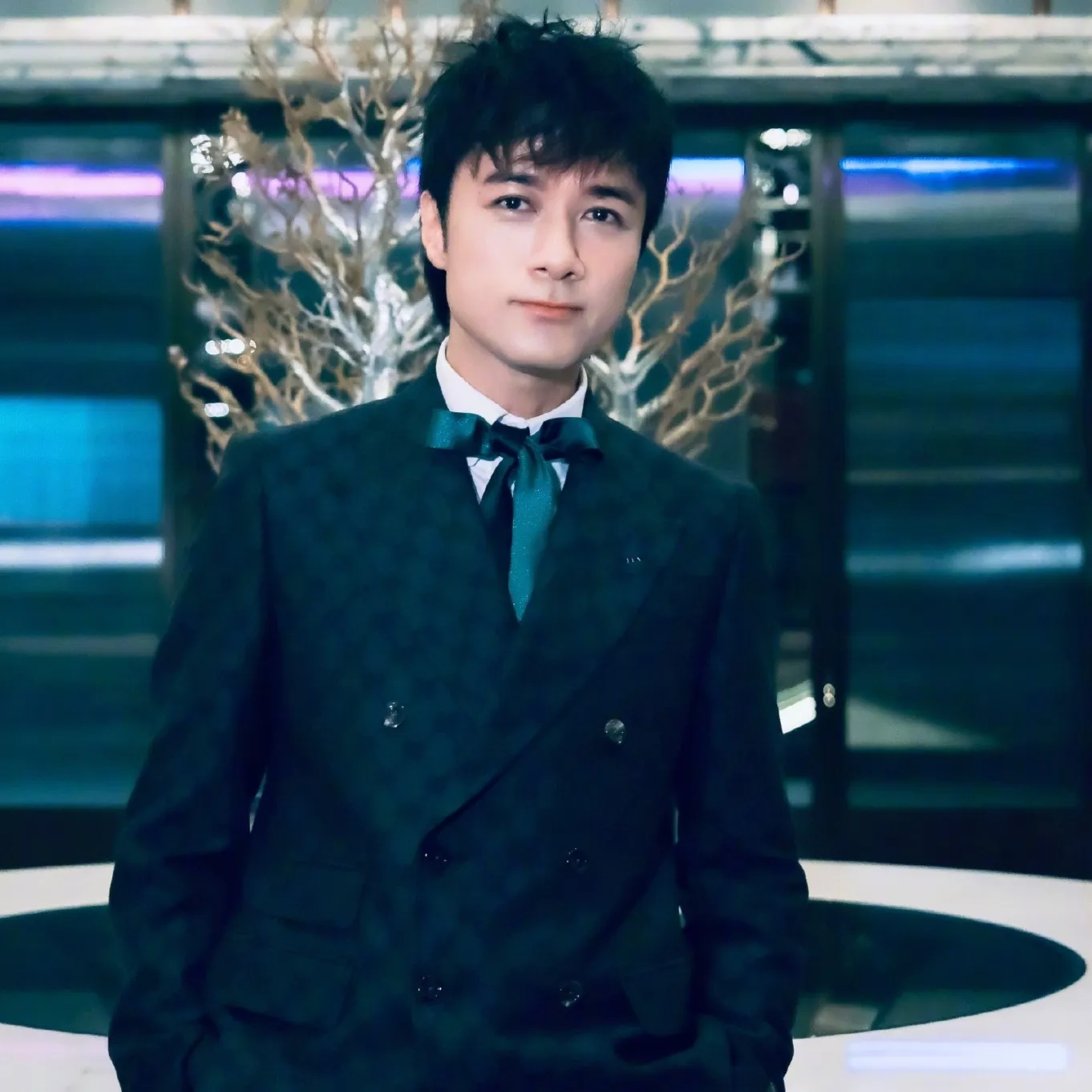 Nghệ sĩ Cổ Cự Cơ