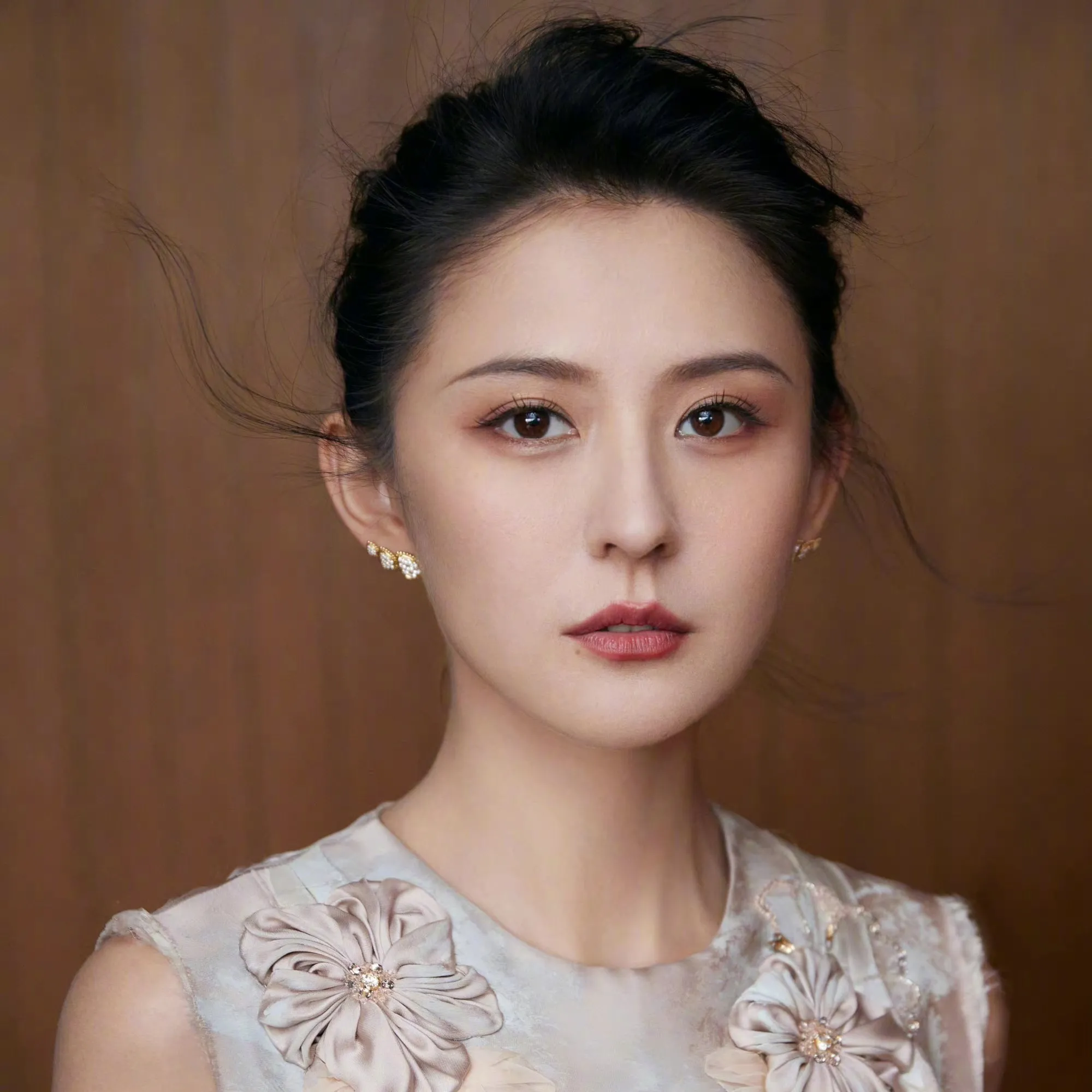 Nghệ sĩ Nhiệt Y Trát