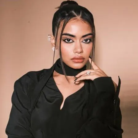 Nghệ sĩ Megan Suri