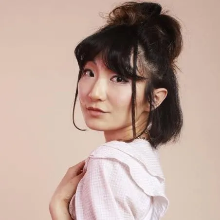 Nghệ sĩ Poppy Liu
