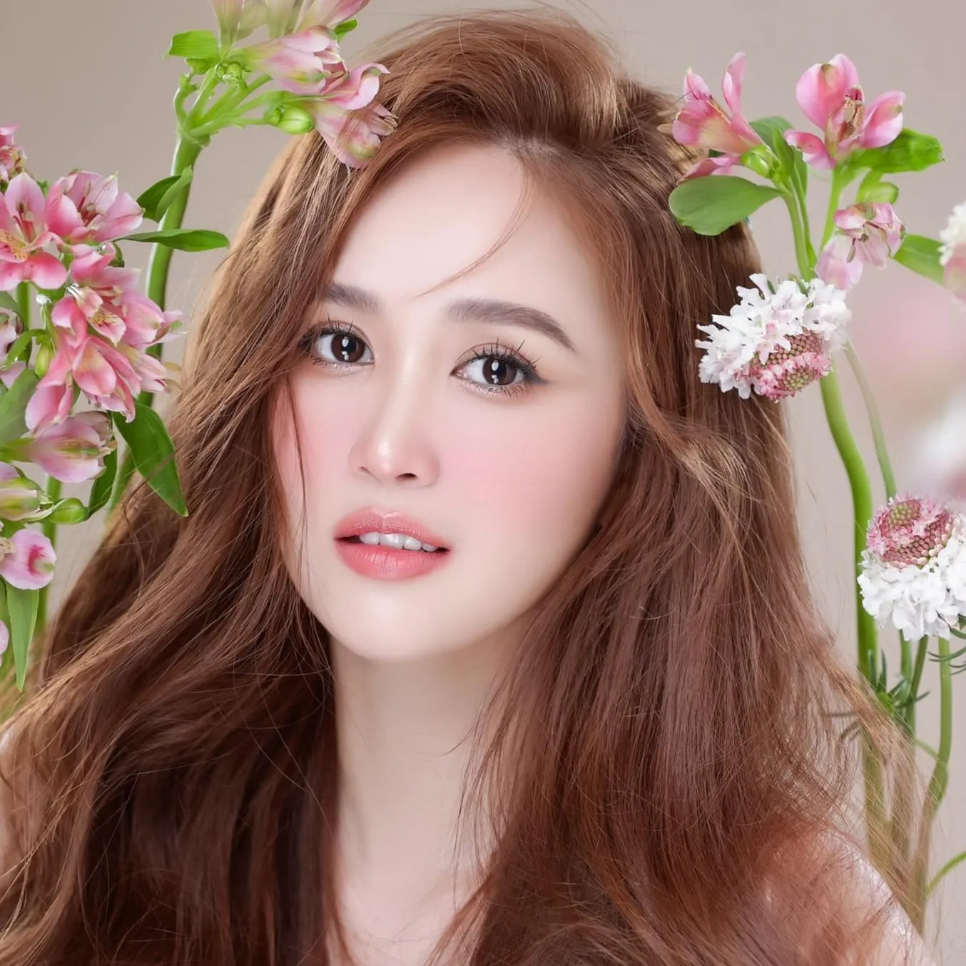 Nghệ sĩ Phương Hằng