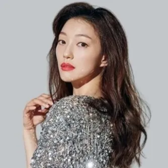 Nghệ sĩ Lee El