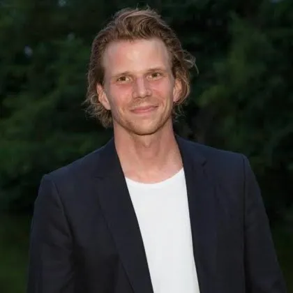 Nghệ sĩ Tim Fehlbaum