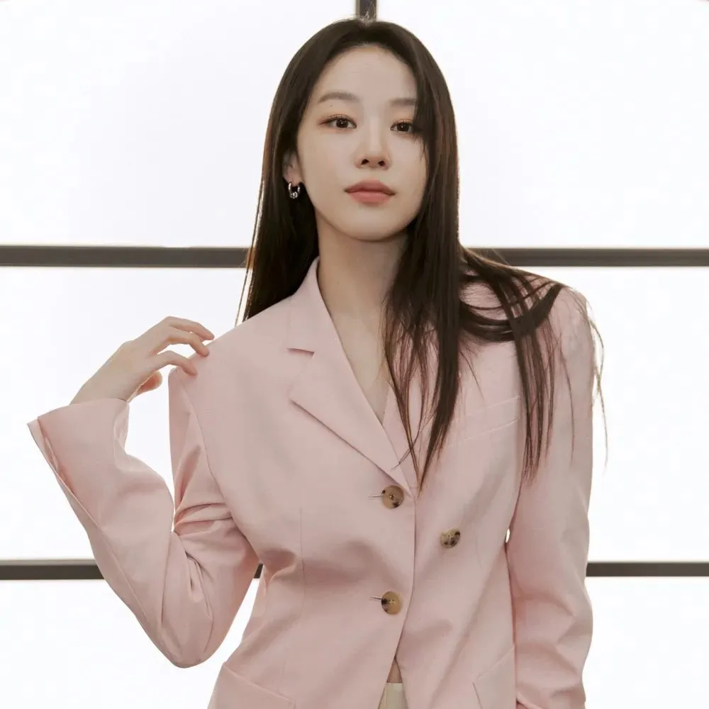 Nghệ sĩ Lee Joo Myung