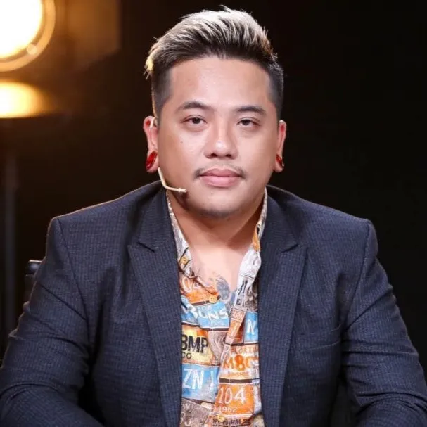 Nghệ sĩ Mr. Tô