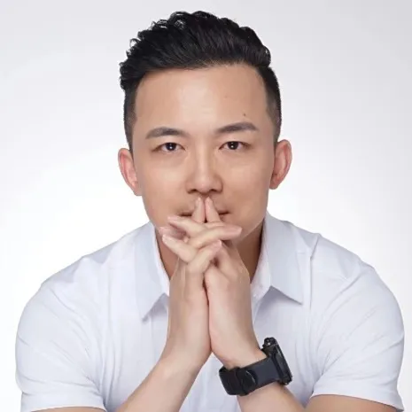 Nghệ sĩ Tiền Kinh Ngọ