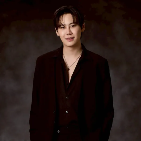 Nghệ sĩ Boun Noppanut Guntachai