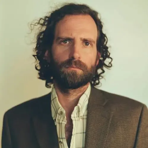 Nghệ sĩ Kyle Mooney